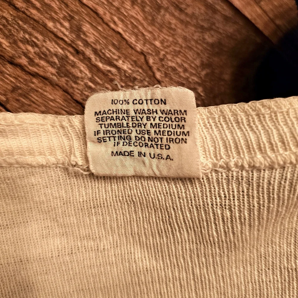 Banana Republic, long Sleeve, Henley button placket, collar. Circa 1982. - Picture 2 of 9
